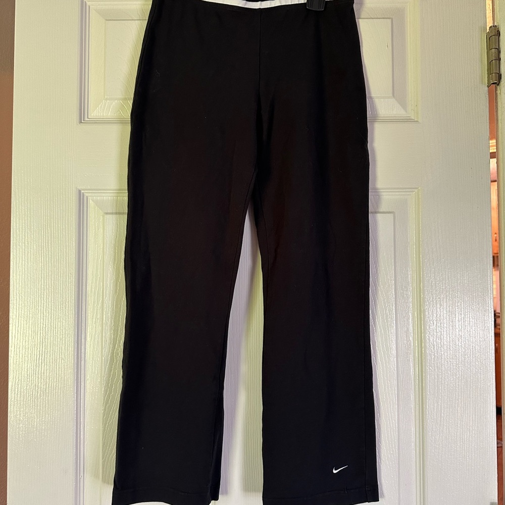 Nike flare leggings